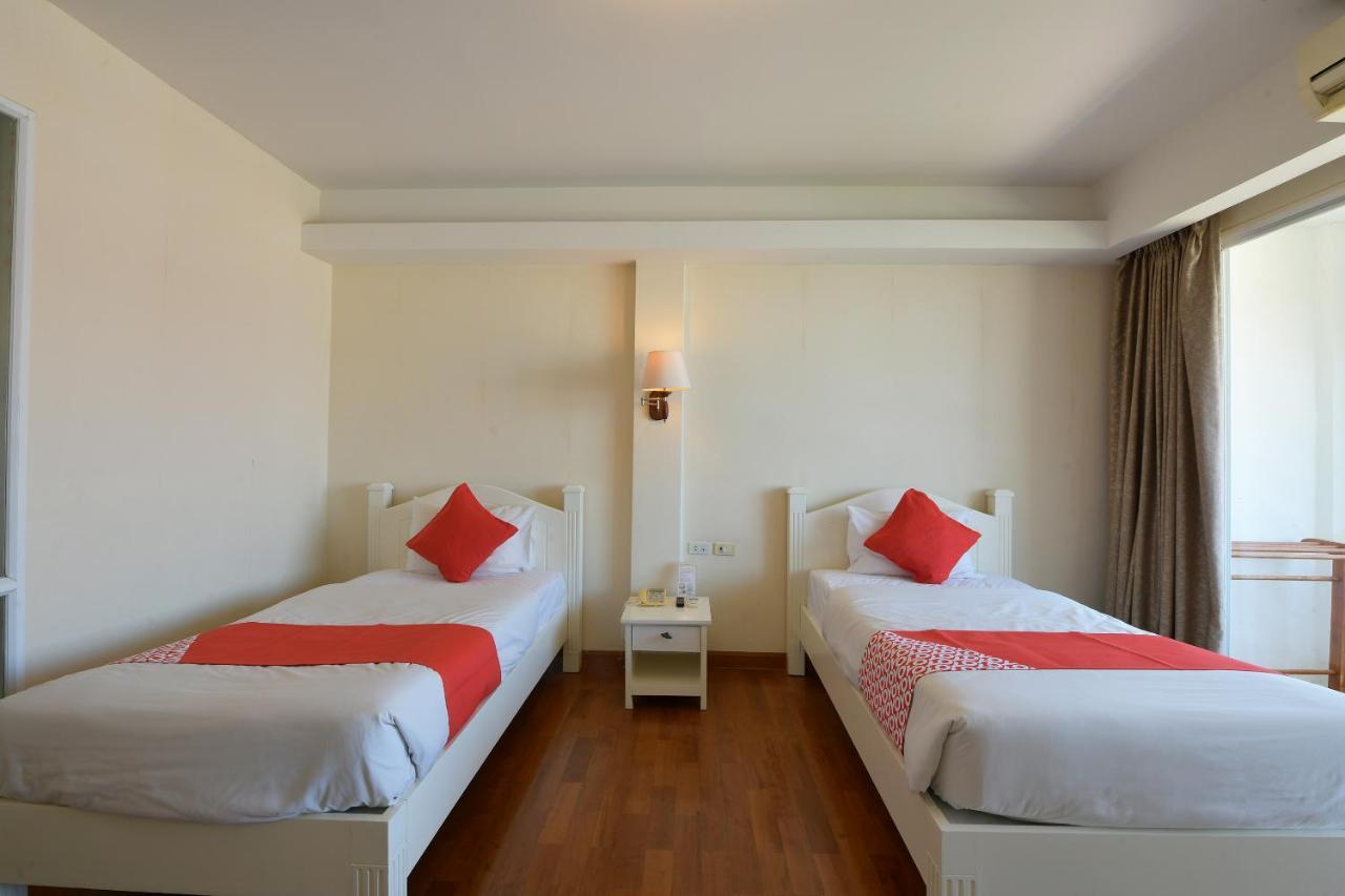 Oyo 109 Ozone Prime Pattaya Hotel Bagian luar foto