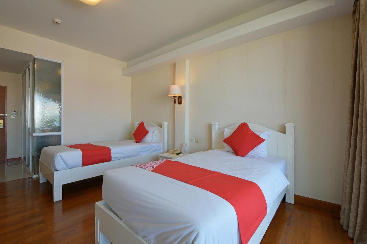Oyo 109 Ozone Prime Pattaya Hotel Bagian luar foto
